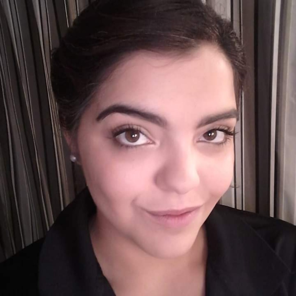 Meet your Posher, Josefina